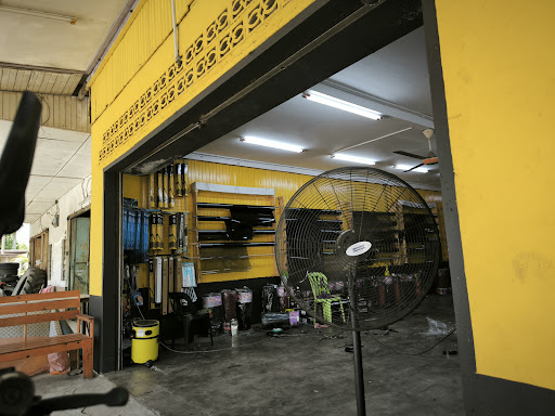 2f Auto accessories