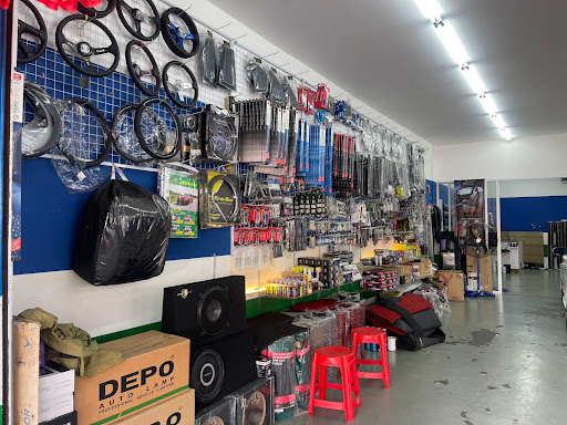 Ye Accessories Audio & Tinted Shop
