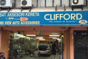 Kedai Aksesori Kereta di Kajang, Malaysia: Audio & Elektronik 2 Kedai Aksesori Kereta di Kajang, Malaysia: Audio & Elektronik